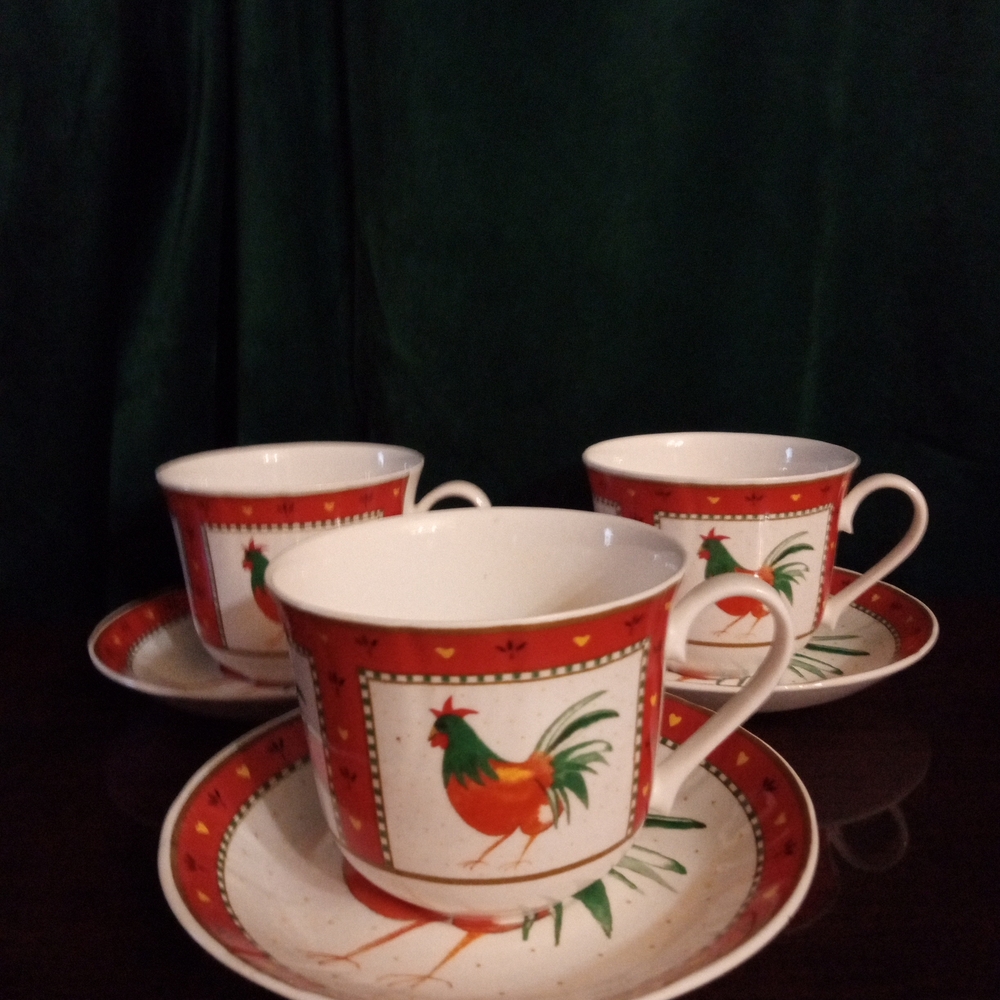 Farmhouse Rooster Red and White Tea Cup Set